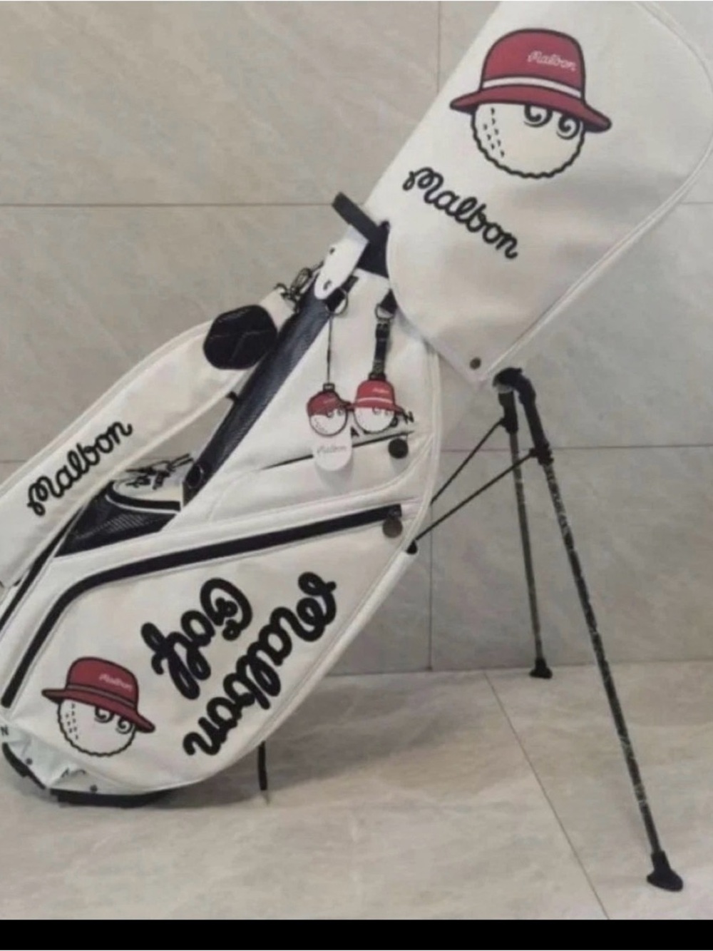 Malbon golf carry/stand bag white&black w/magnetic front pocket
